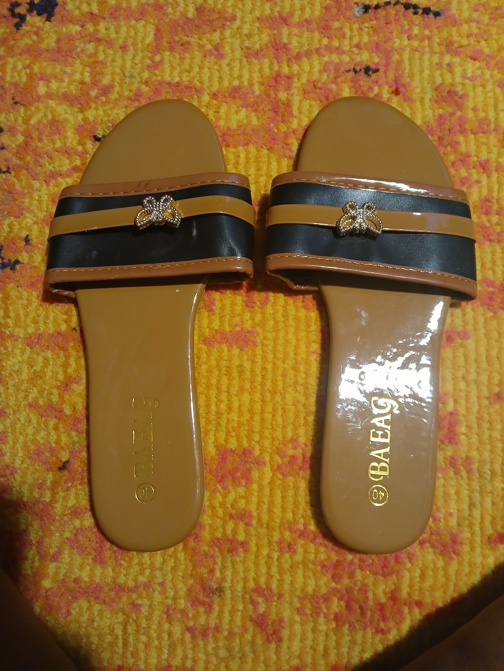 & Other Stories Tan and Black Slide Sandals with Gold Bee Detail